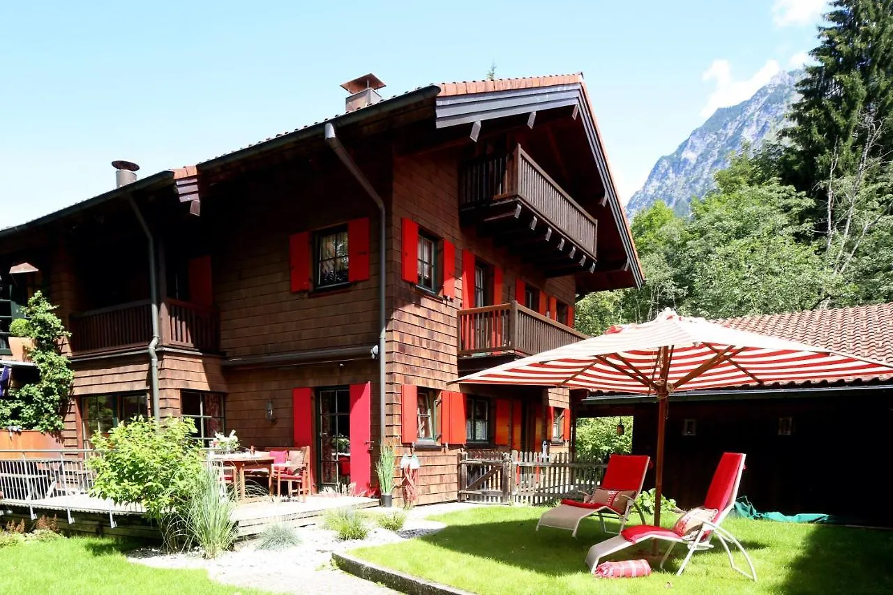 Alpenfeuer-Chalet Villa Oberstdorf